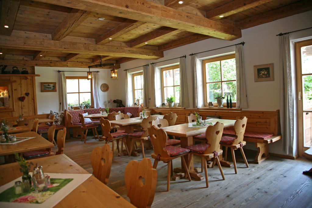 Beim Nuihausa Hotel
